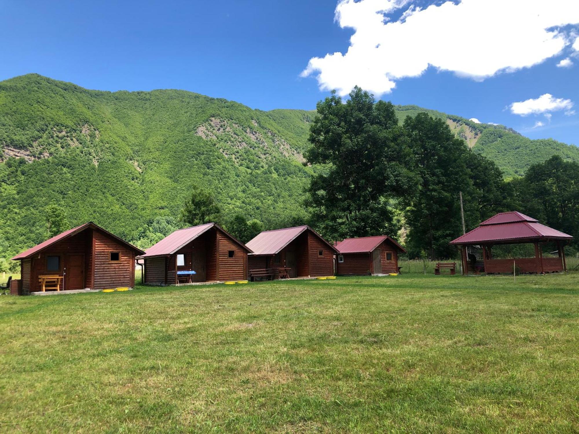 Bungalows-Oaza Vuthaj Buitenkant foto